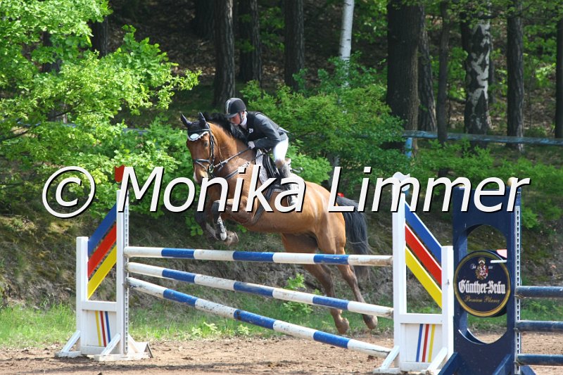 104M3226_Lakato_Punkte L.JPG